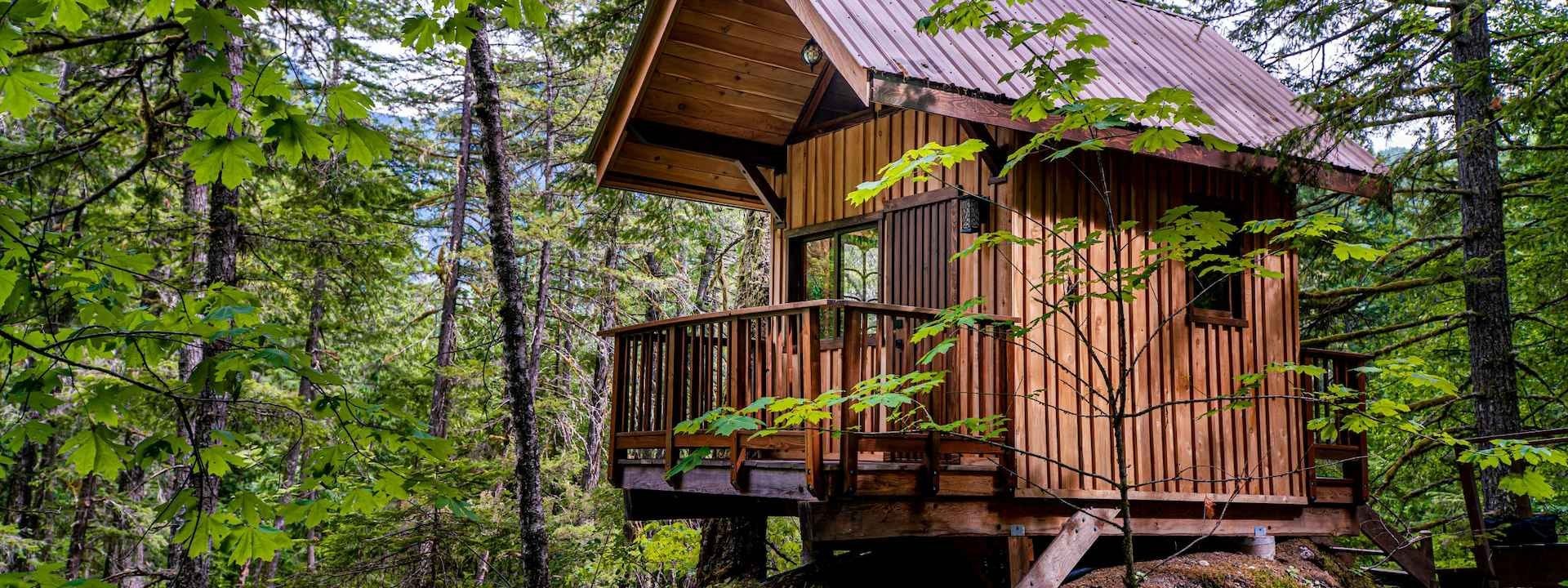 Inspireeriv projekt Kanadast: külalistemaja oja ääres